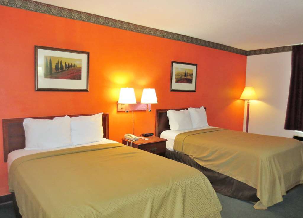 Country Garden & Suites-Benton Room photo