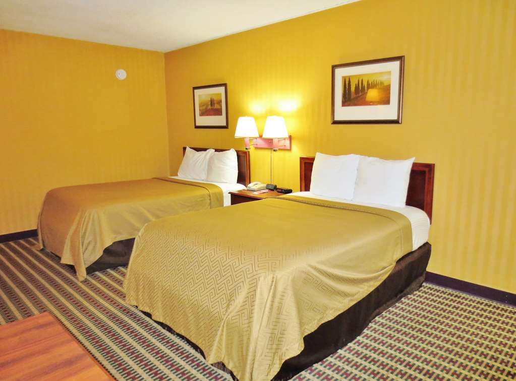 Country Garden & Suites-Benton Room photo